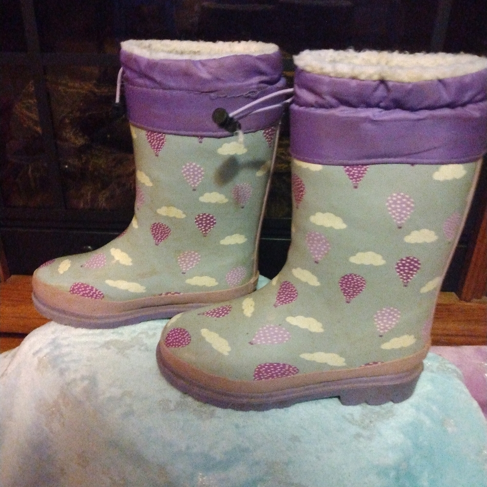 Little girls purple size:11/12 rainboots